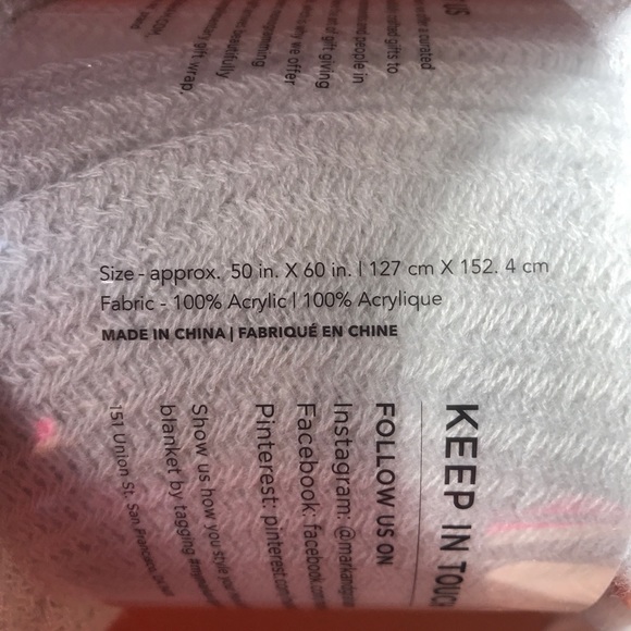 NWT! Mark & Graham Gray/Ivory Colorblock Throw - Picture 8 of 8